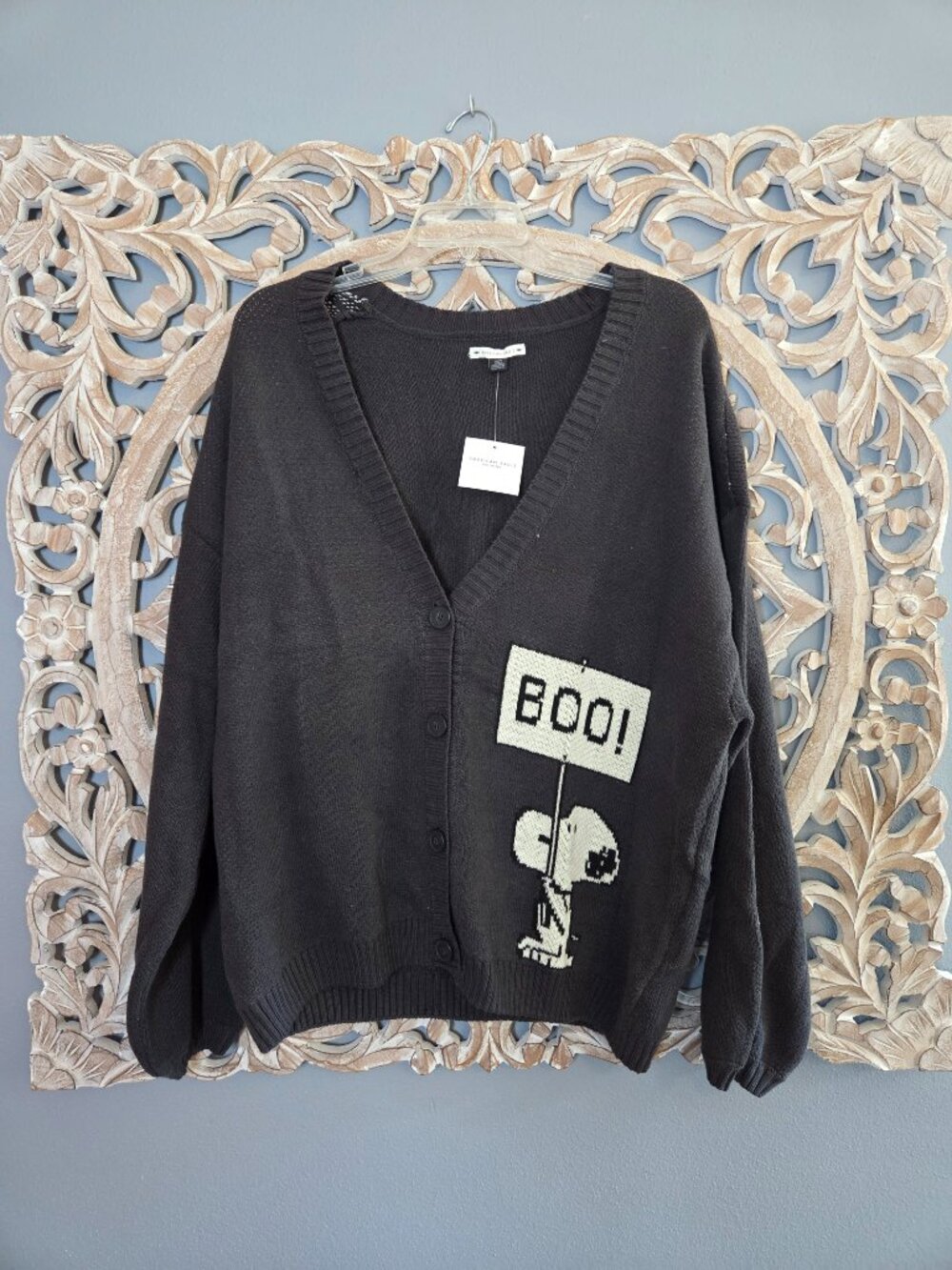 American Eagle Snoopy Peanuts Halloween Boo! Cardigan Sweater Large